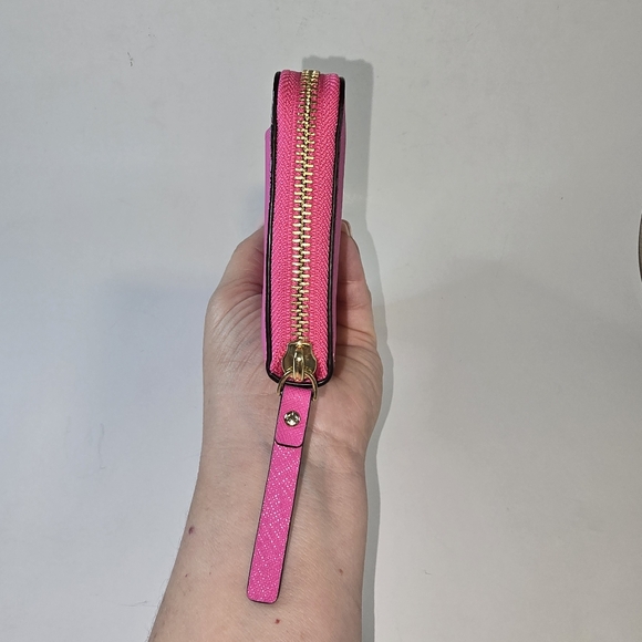 EUC Pink Kate Spade Zip Around Wallet - Picture 3 of 6